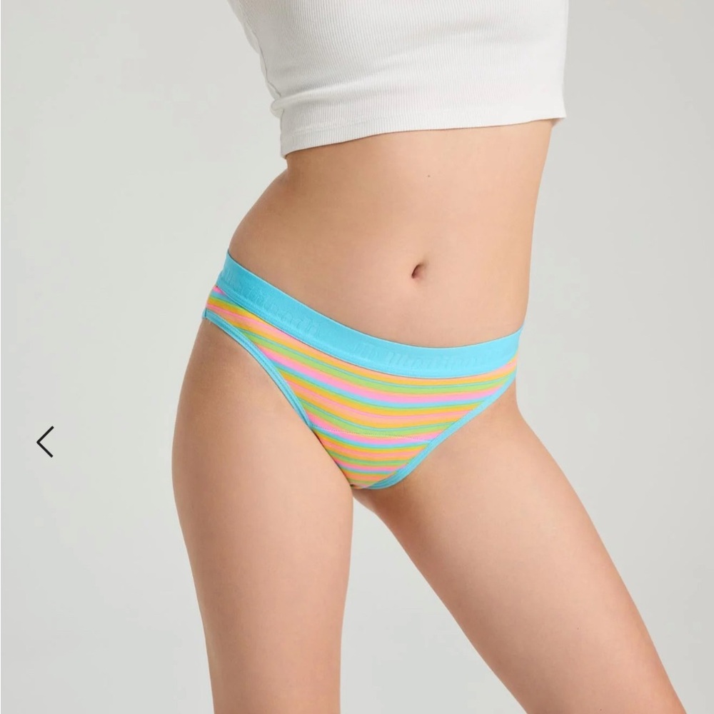 Teen Hipster Bikini period underwear size 8-10 kids